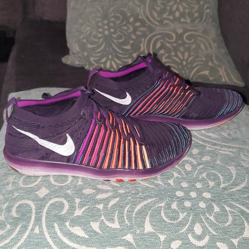 Nike Free Runs